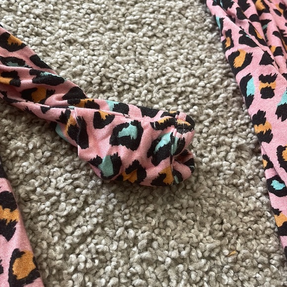 Posh peanut mommy & me robe set. Pink animal leopard print bamboo. GUC - Picture 4 of 4